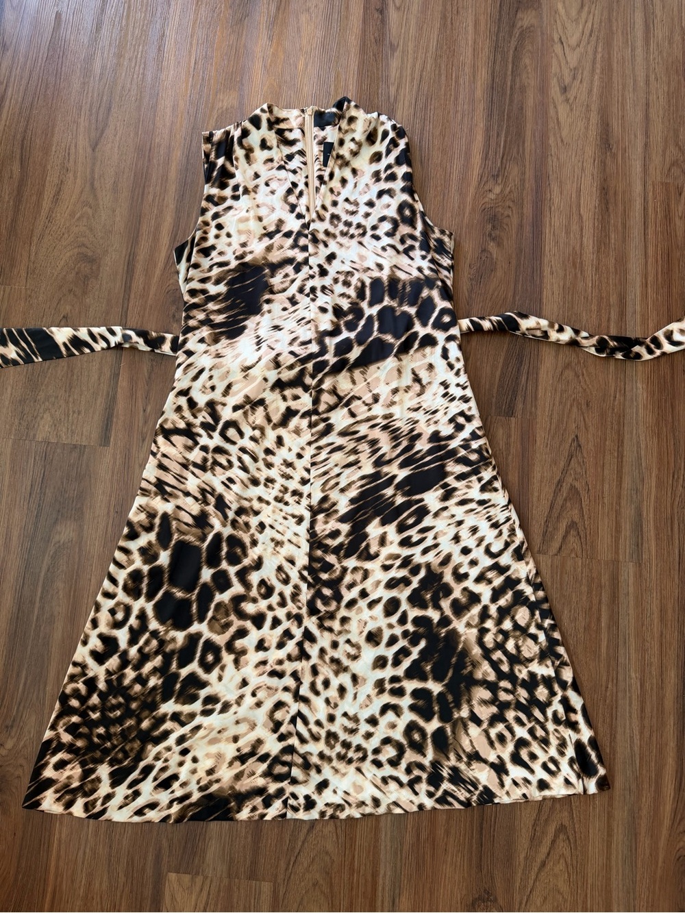 Alex Marie Sleeveless Maxi Belted Dress in Tan and Black Animal Print. Size 10 - Picture 2 of 8